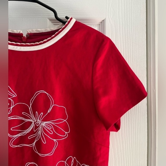 Talbots red and white embroidered linen knee length hibiscus dress- Size 8 - Picture 5 of 6